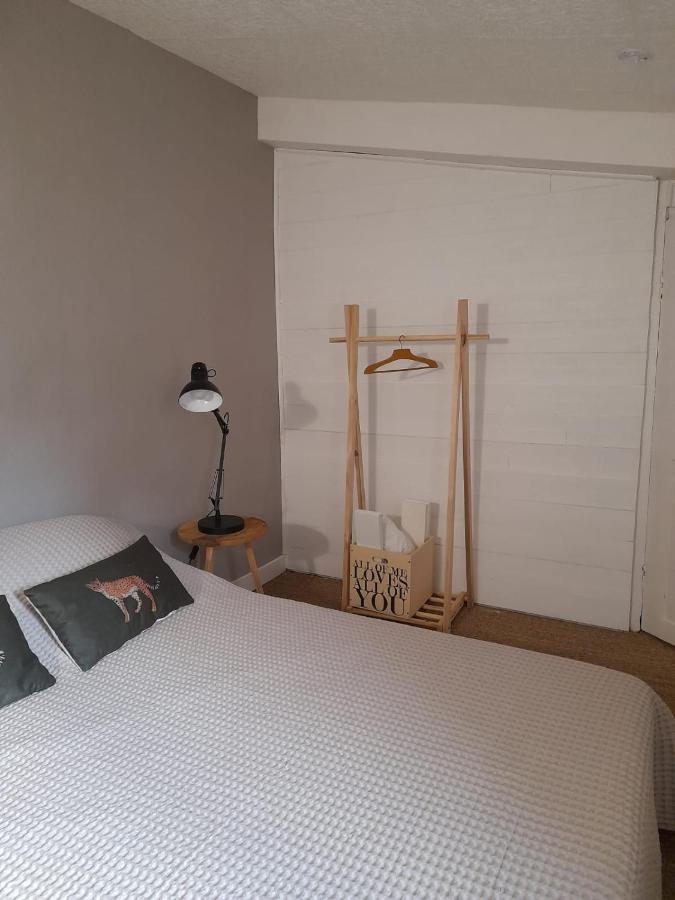 B&B Chambres "Chez Meme Germaine" Caramany Exteriör bild