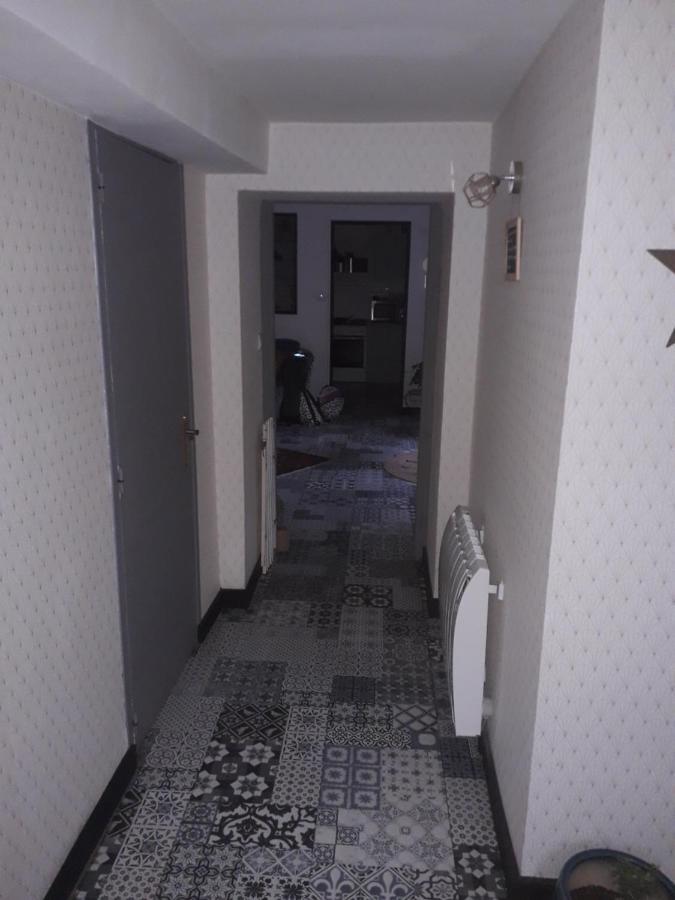 B&B Chambres "Chez Meme Germaine" Caramany Exteriör bild